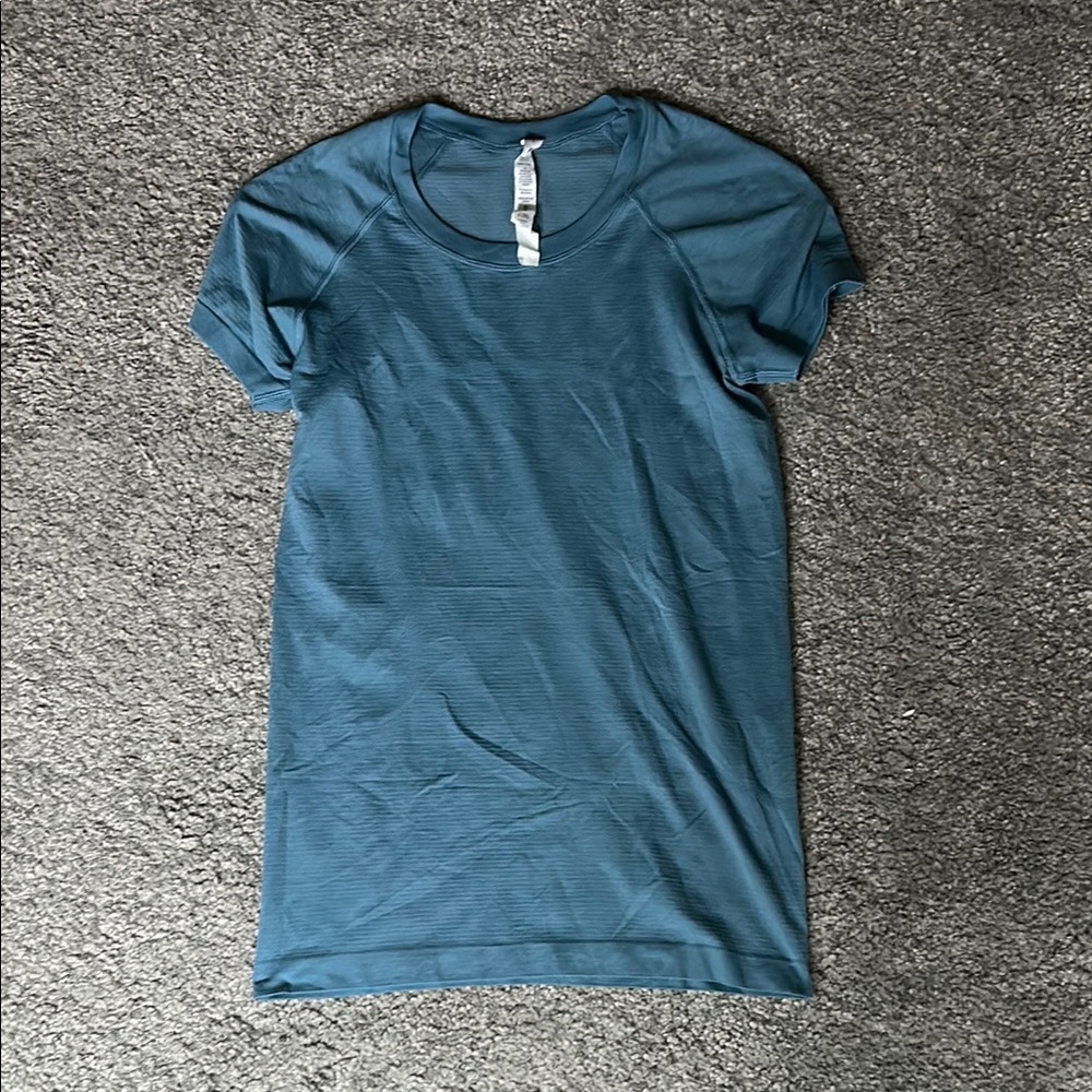 Lululemon Athletica Blue T-Shirt